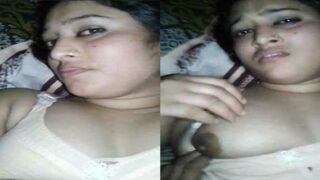 Sweet dehati bhabhi enjoying foreplay HD video
